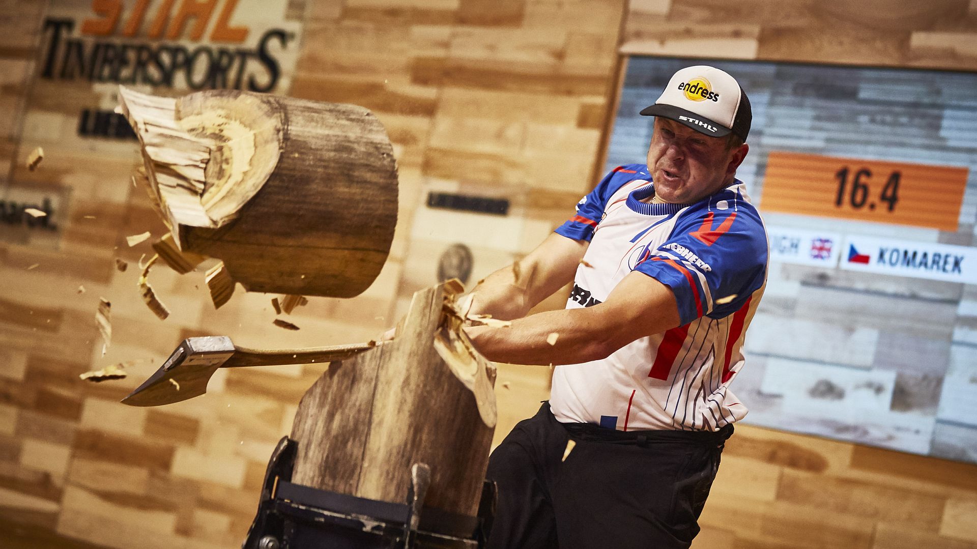 standingchop.jpg (275 KB)