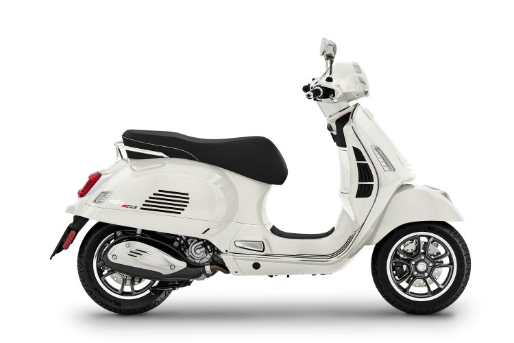 Vespa GTS Super 300 Bianco Innocente