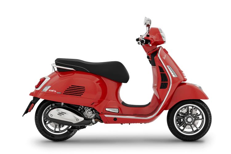 Vespa GTS Super 300 Rosso Coraggioso